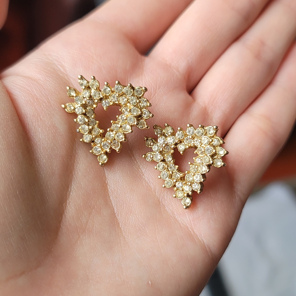 Elegant Gold Heart-Shaped Earrings